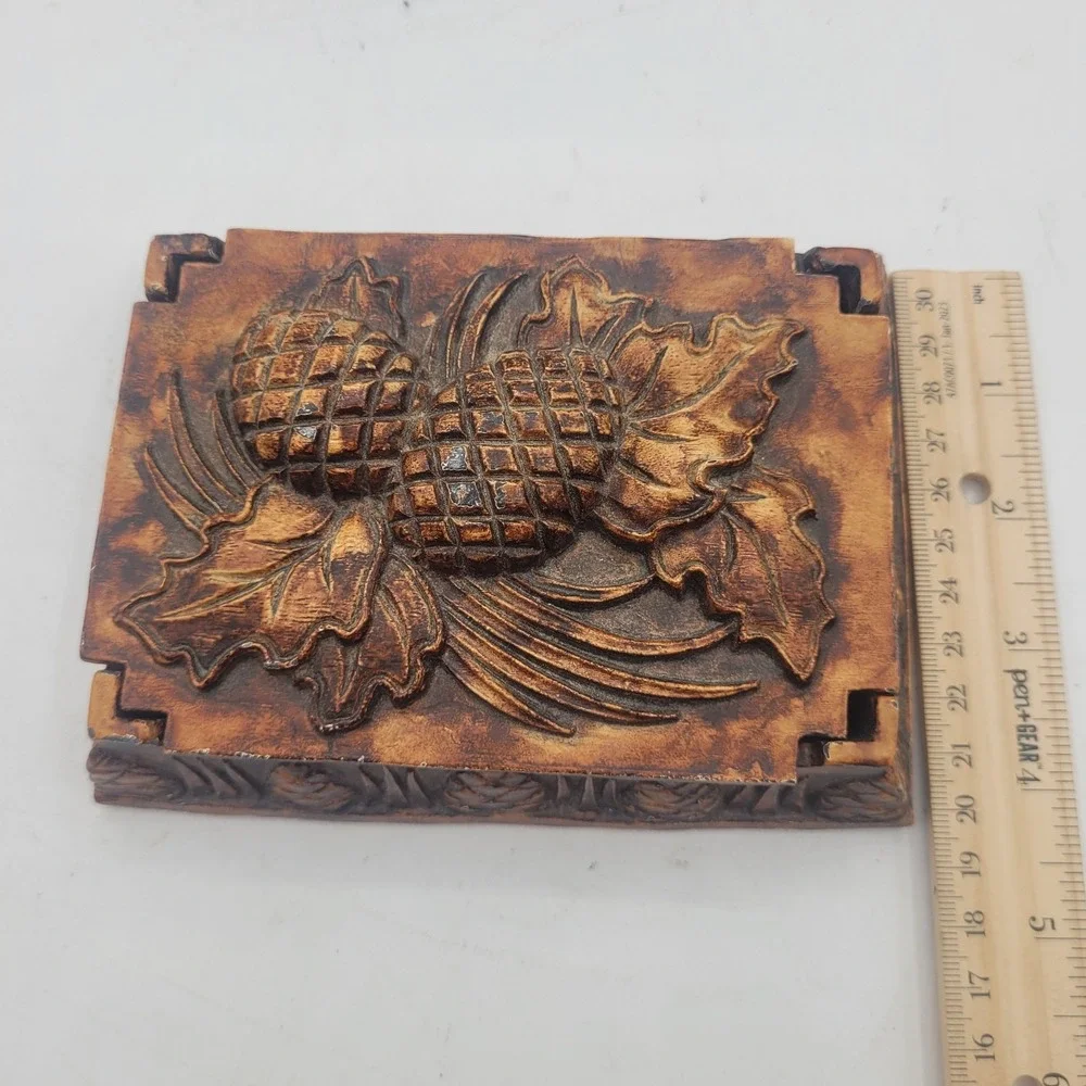 VTG Cast Resin‎ Brown Rustic Pinecone Leaves Stash Trinket Playing Card Box